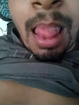 Snapshot of Rohit4500 chatting on October 20, 2025, 3:29 am Rohit4500 online show from October 20, 2025, 3:29 am