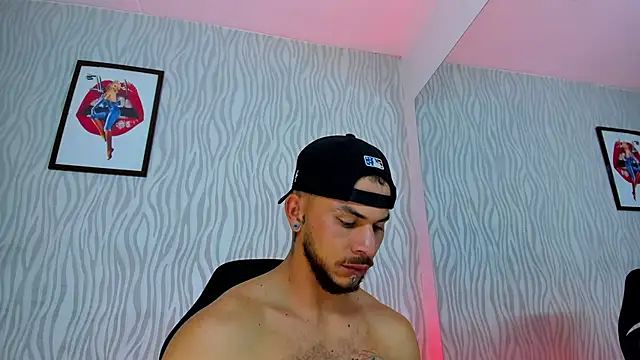 dylan jacobx online show from November 12, 2025, 3:18 am