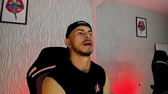 dylan jacobx online show from November 21, 2025, 3:05 am