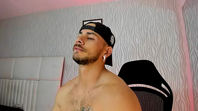 dylan jacobx online show from December 2, 2025, 3:45 am