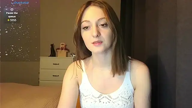 white liillyy online show from January 9, 2026, 9:38 pm