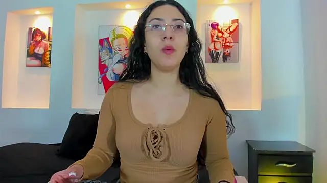 victoria flores1 online show from April 17, 2026, 3:48 pm