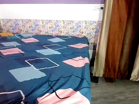 MEGA JII online show from November 4, 2025, 6:01 am