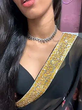 Snapshot of Desire_Zoya chatting on October 26, 2025, 3:29 pm Desire Zoya online show from October 26, 2025, 3:29 pm