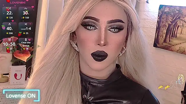 Snapshot of Your_valentina_goddess chatting on September 13, 2025, 2:44 am Your valentina goddess online show from September 13, 2025, 2:44 am