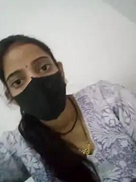 Sexey-Komal online show from October 30, 2025, 1:12 pm