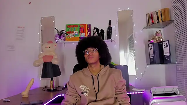 DEAMOL online show from October 3, 2025, 6:21 am