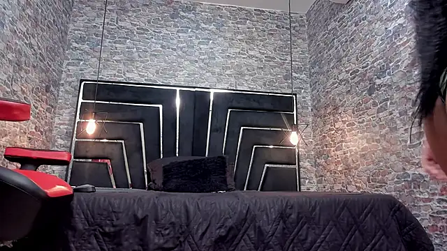 WILD FIREE  online show from March 23, 2026, 8:13 pm