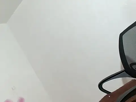 hugecockbabe online show from March 11, 2026, 11:44 pm