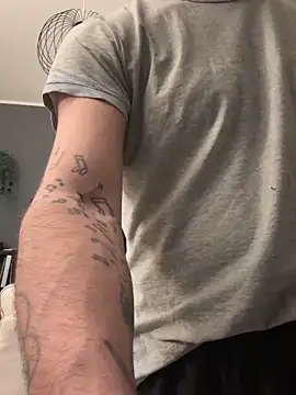 Simon-xx online show from February 27, 2026, 9:26 pm