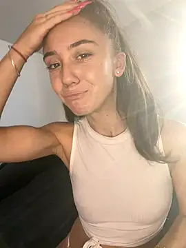 Snapshot of CristinaSww chatting on October 28, 2025, 2:20 pm CristinaSww online show from October 28, 2025, 2:20 pm