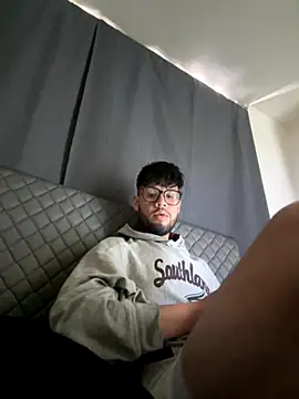 stalinhernandez online show from October 31, 2025, 3:24 pm