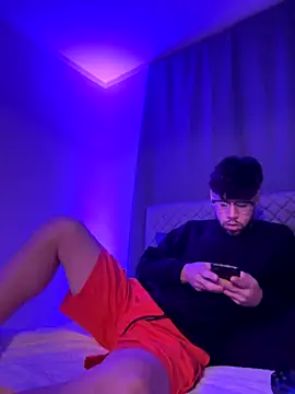 stalinhernandez online show from November 9, 2025, 3:38 am