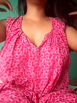 Snapshot of yoursexy_rumi chatting on November 16, 2025, 5:24 am yoursexy rumi online show from November 16, 2025, 5:24 am