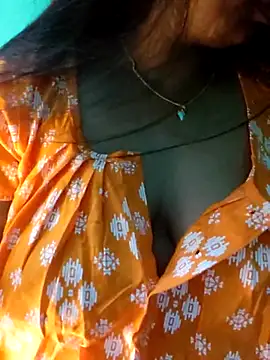 Snapshot of yoursexy_rumi chatting on April 22, 2026, 6:09 pm yoursexy rumi online show from April 22, 2026, 6:09 pm