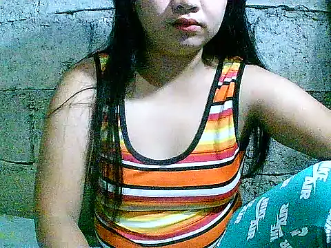 Snapshot of hotmom_pinay chatting on October 11, 2025, 8:57 am hotmom pinay online show from October 11, 2025, 8:57 am