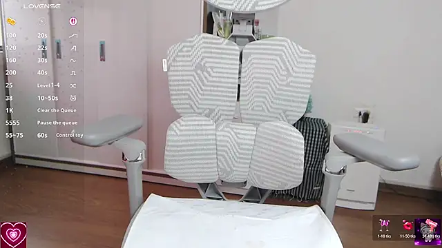 Suzie Wet Cave online show from April 4, 2026, 10:24 am