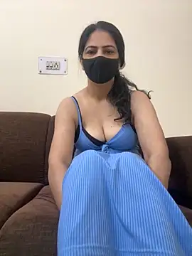 SashaPatel online show from November 16, 2025, 1:44 am