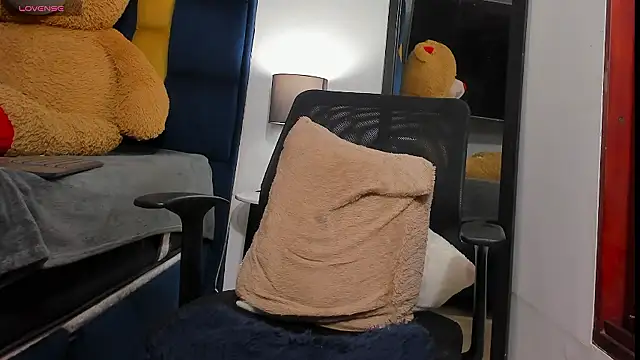 Evan Storn online show from January 15, 2026, 3:33 am