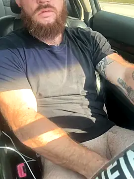 bearcub300 online show from September 30, 2025, 8:47 pm