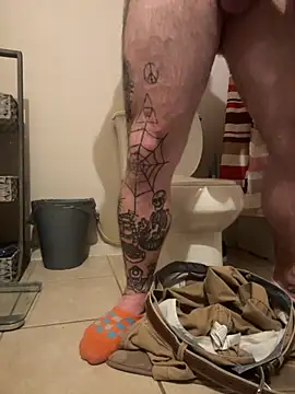 bearcub300 online show from October 9, 2025, 2:53 am