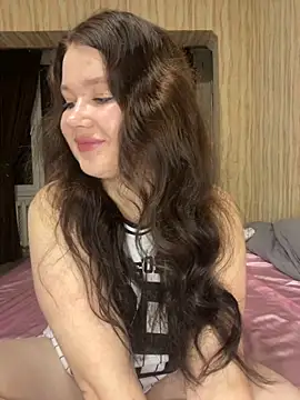 Di Olivia online show from November 8, 2025, 3:45 pm