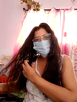 Snapshot of thanusi_2 chatting on March 12, 2026, 5:24 am thanusi 2 online show from March 12, 2026, 5:24 am