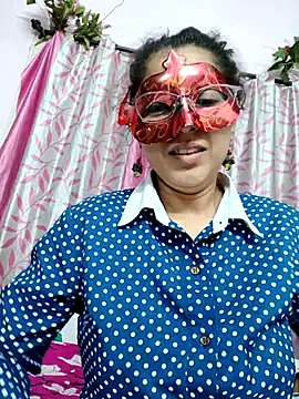 Snapshot of thanusi_2 chatting on March 21, 2026, 6:11 pm thanusi 2 online show from March 21, 2026, 6:11 pm