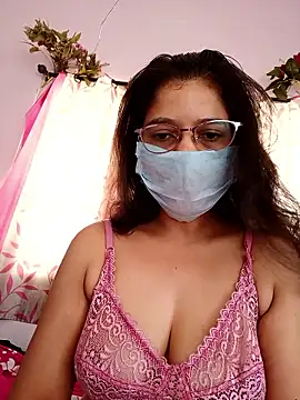 Snapshot of thanusi_2 chatting on March 22, 2026, 6:17 am thanusi 2 online show from March 22, 2026, 6:17 am