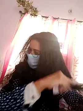 Snapshot of thanusi_2 chatting on April 2, 2026, 6:33 am thanusi 2 online show from April 2, 2026, 6:33 am