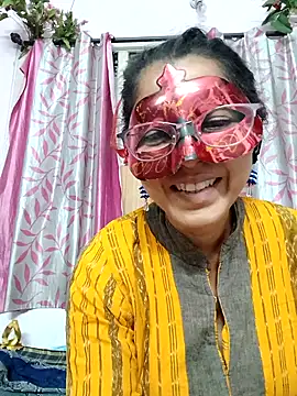 Snapshot of thanusi_2 chatting on April 6, 2026, 5:14 pm thanusi 2 online show from April 6, 2026, 5:14 pm