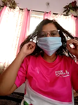 Snapshot of thanusi_2 chatting on April 9, 2026, 5:29 am thanusi 2 online show from April 9, 2026, 5:29 am