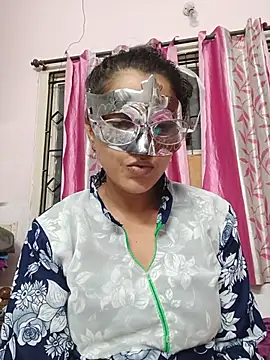 Snapshot of thanusi_2 chatting on May 28, 2026, 5:43 pm thanusi 2 online show from May 28, 2026, 5:43 pm