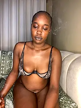 TinaFavourite online show from September 11, 2025, 3:01 pm