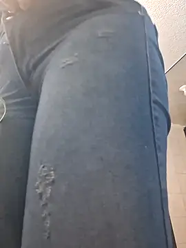 Snapshot of vaneza1999 chatting on September 28, 2025, 9:42 pm vaneza1999 online show from September 28, 2025, 9:42 pm