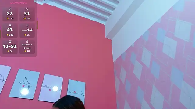 little beillis online show from November 7, 2025, 12:49 pm