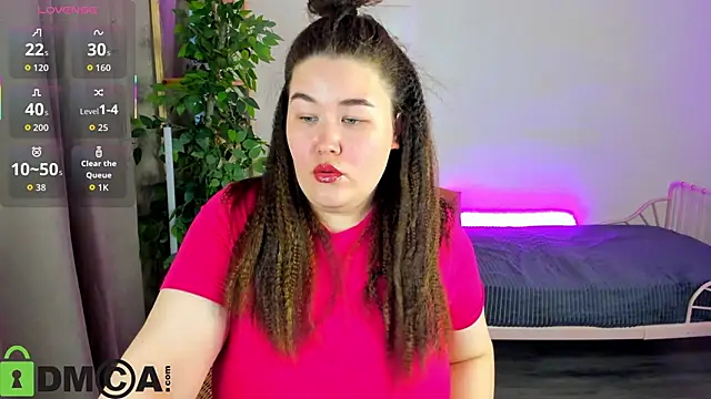 Tara Torres online show from November 27, 2025, 8:38 am