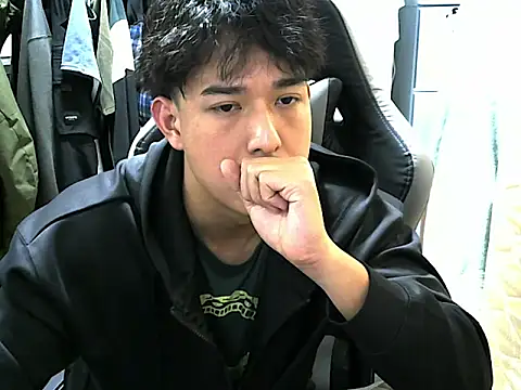 hunterXhan online show from February 9, 2026, 1:59 pm