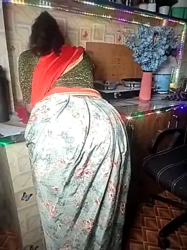 miss-maya24 online show from November 17, 2025, 3:12 am