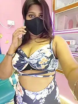 Snapshot of hoty_sonali chatting on June 3, 2026, 4:45 pm hoty sonali online show from June 3, 2026, 4:45 pm