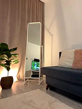 Sandra Jo online show from November 22, 2025, 7:29 am