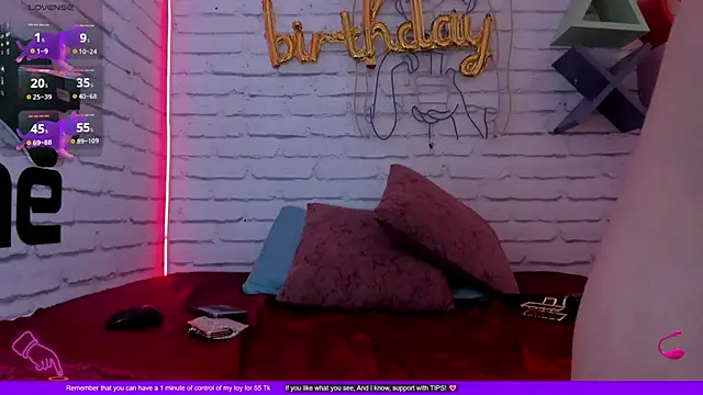 Snapshot of EllyMiller chatting on October 18, 2025, 3:09 am EllyMiller online show from October 18, 2025, 3:09 am