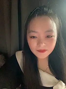 Snapshot of Julia-Elsa chatting on September 11, 2025, 4:23 am Julia-Elsa online show from September 11, 2025, 4:23 am