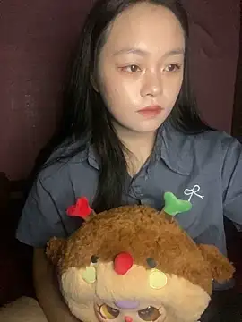 Snapshot of Julia-Elsa chatting on September 12, 2025, 3:39 am Julia-Elsa online show from September 12, 2025, 3:39 am