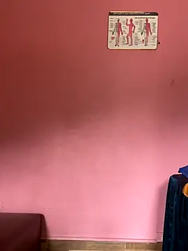 Snapshot of Julia-Elsa chatting on October 17, 2025, 3:31 am Julia-Elsa online show from October 17, 2025, 3:31 am