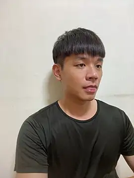 Foxfoxfox4 online show from October 23, 2025, 2:49 pm