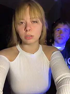 xxx sandra  online show from February 3, 2026, 6:57 pm