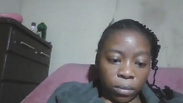 sexyhotchic93 online show from September 21, 2025, 7:37 pm