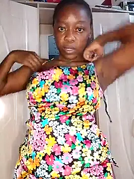 sexyhotchic93 online show from October 7, 2025, 11:51 am