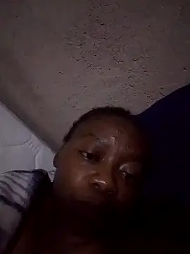 sexyhotchic93 online show from October 13, 2025, 11:05 pm